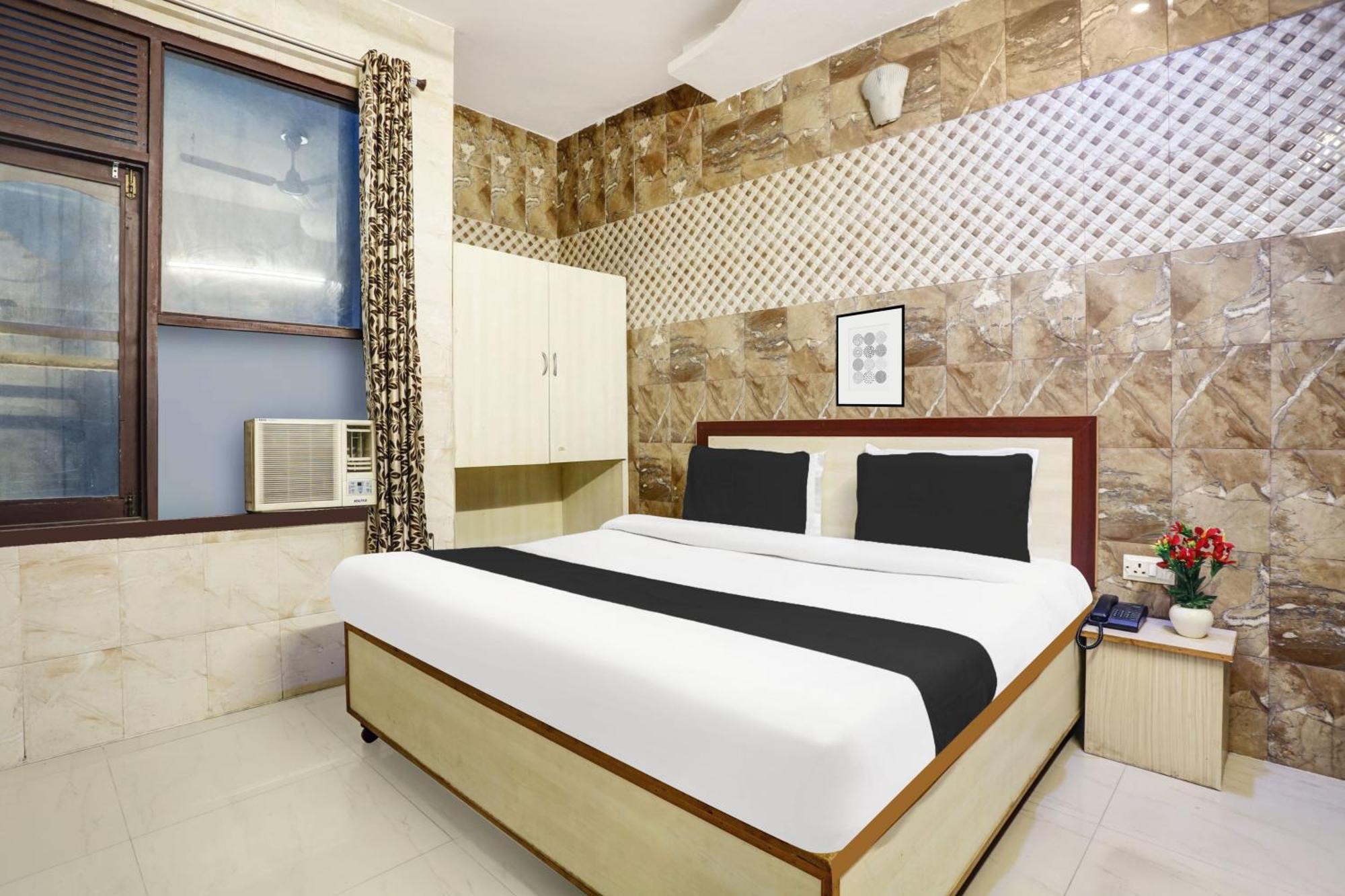 Hotel O Jammu Near Ragunath Bazaar Formerly Goodwill ภายนอก รูปภาพ